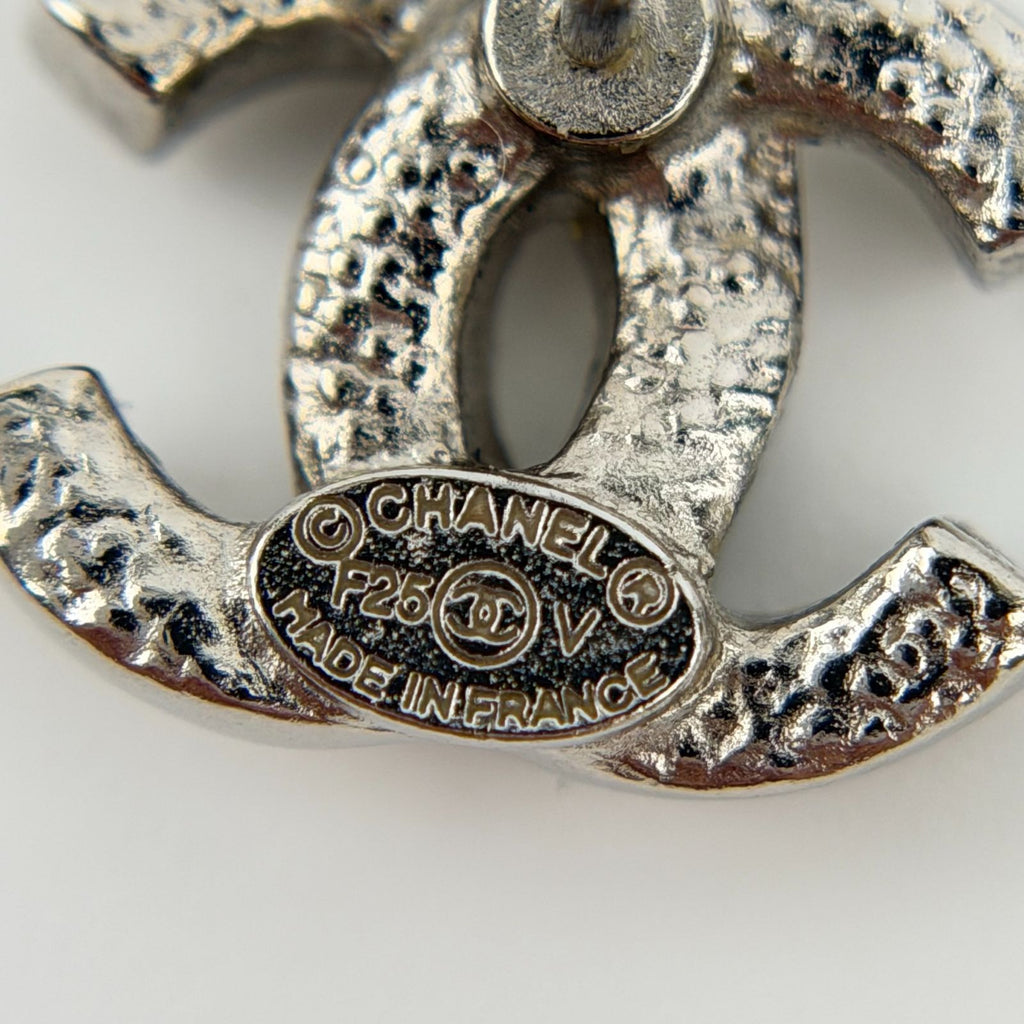 Chanel CC Logo Single Pierced Earrings Plated Rhinestone Silver Vintage — view 5