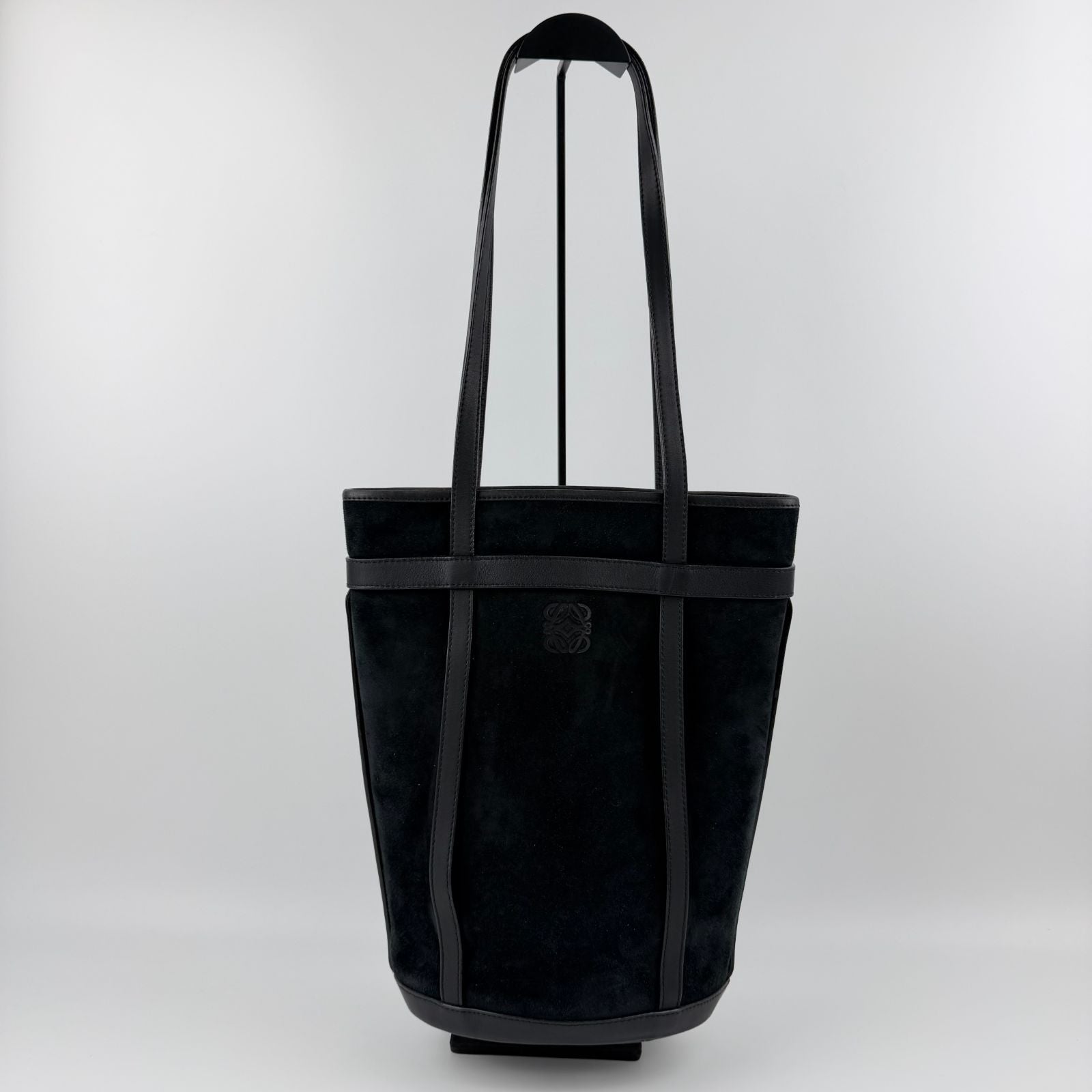 Loewe Anagram Shoulder Bag Suede Leather Black Vintage — view 2
