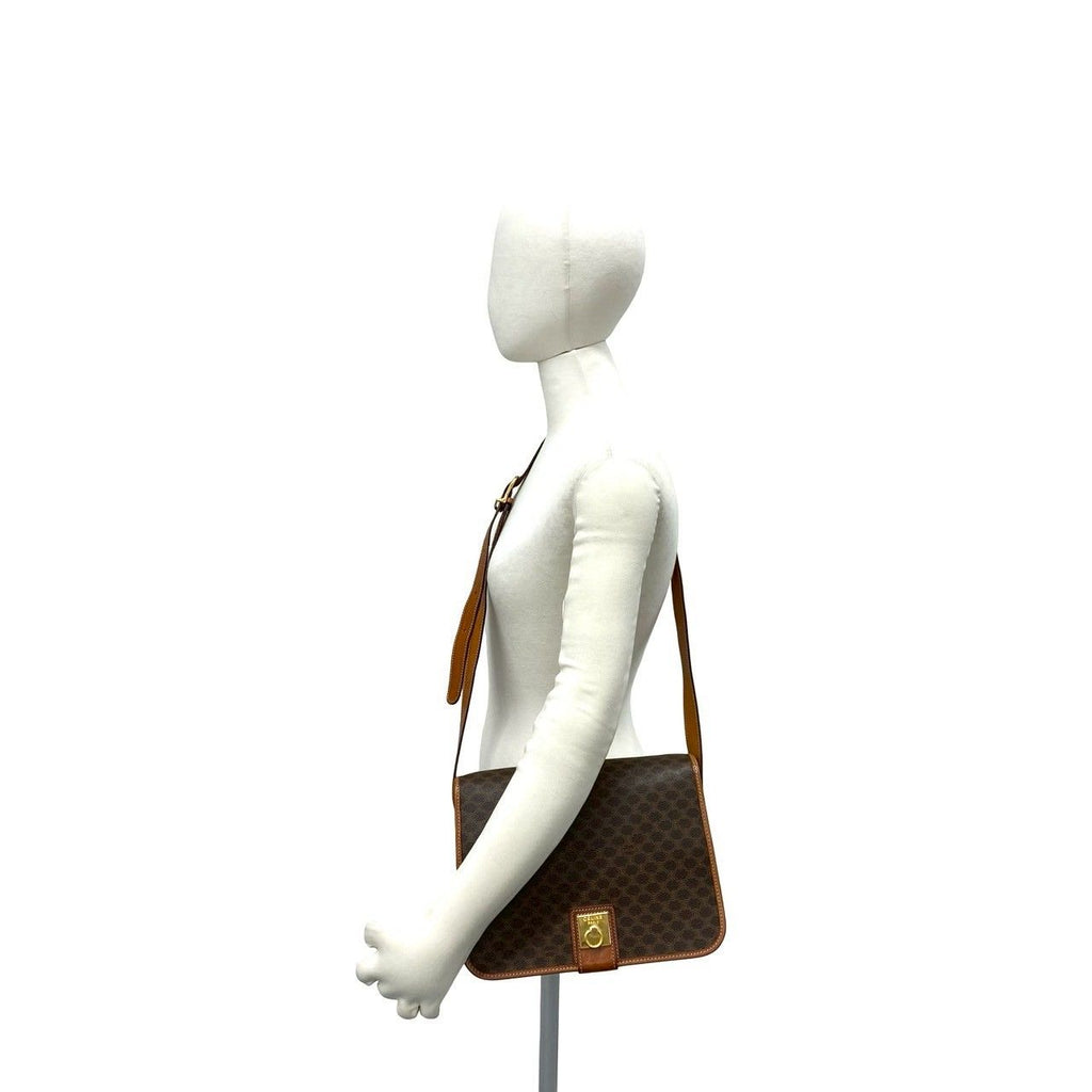 Celine Vintage Macadam Blason Triomphe Pattern Logo Ring Leather Shoulder — view 2