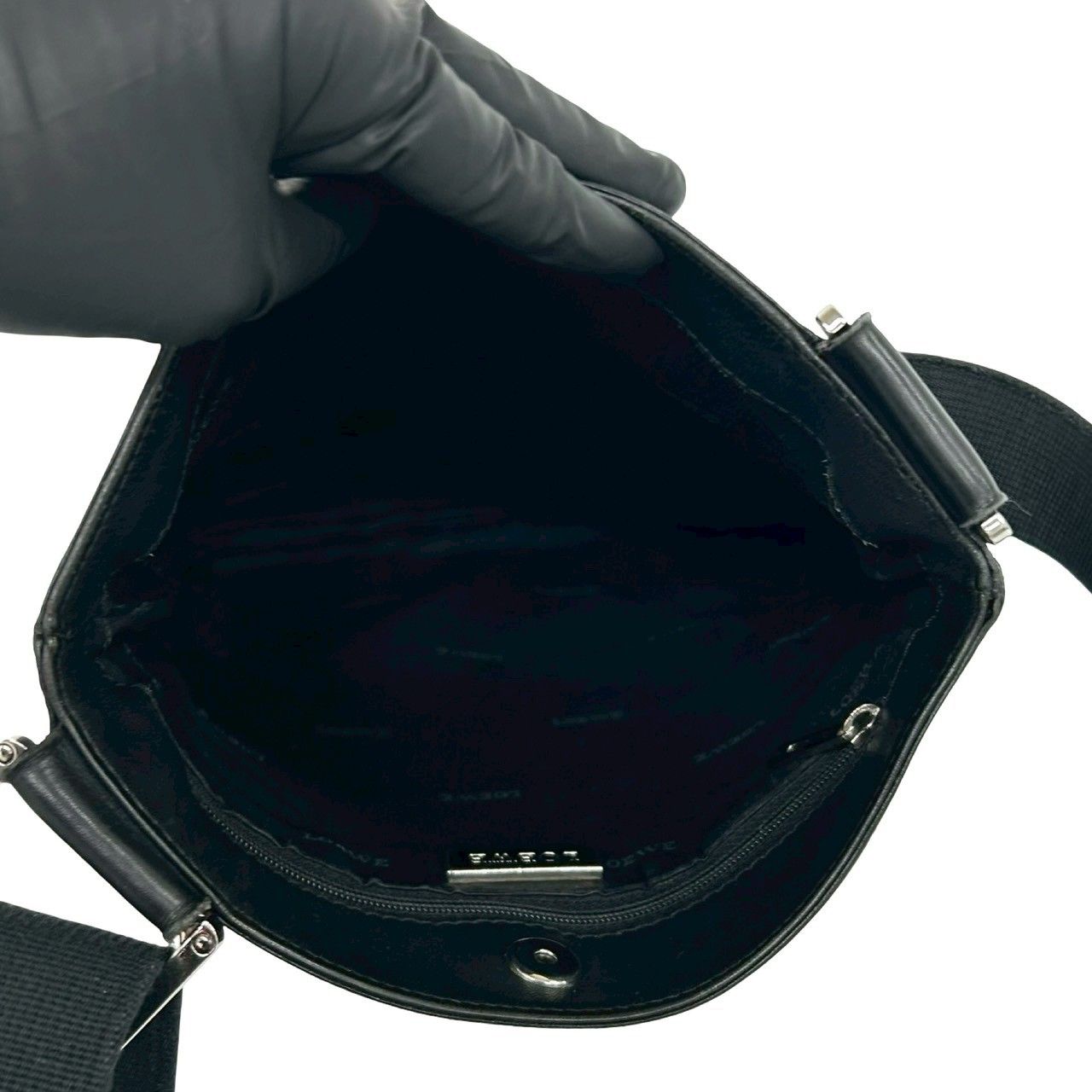 Loewe Anagram Logo Leather Shoulder Bag Pochette Crossbody Black — view 9