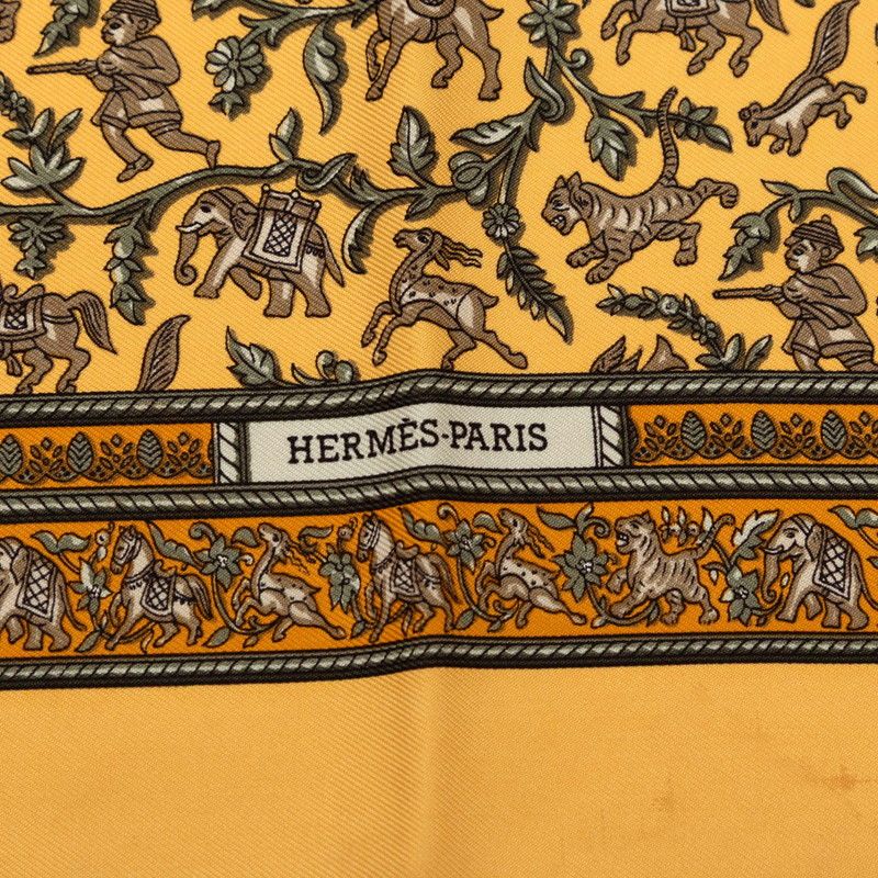 Hermes Carre 45 Chasse en Inde Indian Hunting Scarf Yellow Multicolor Silk — view 8