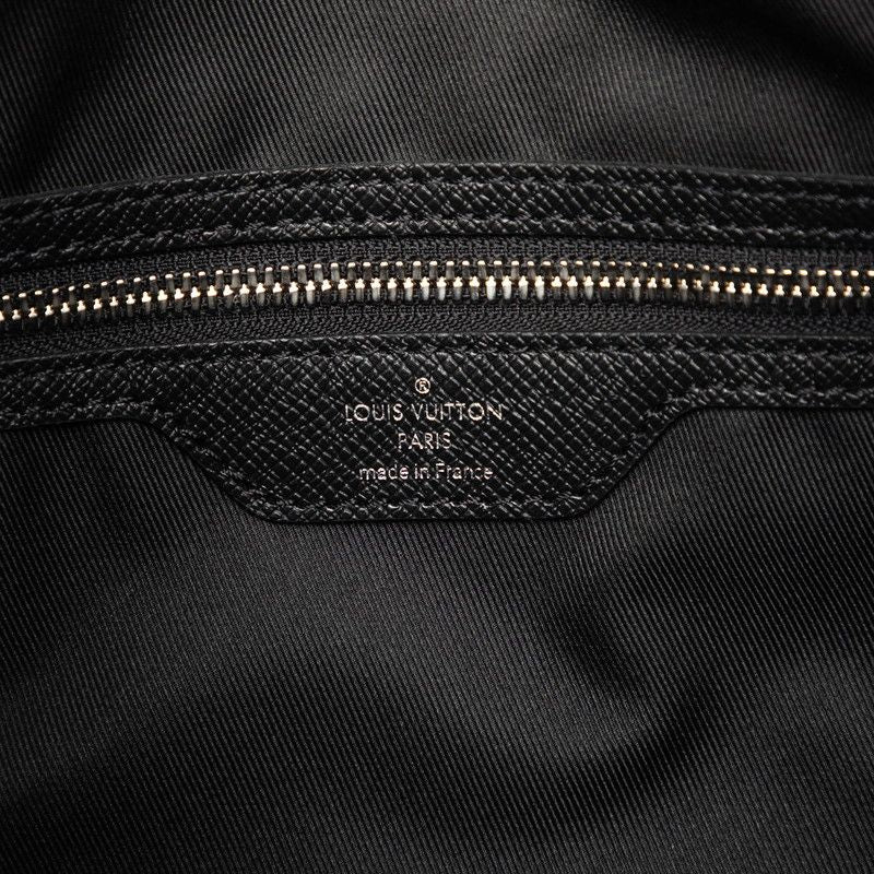 Louis Vuitton Taigarama Keepall Bandouliere 50 Boston Bag 2-Way Noir Black Gray — view 5