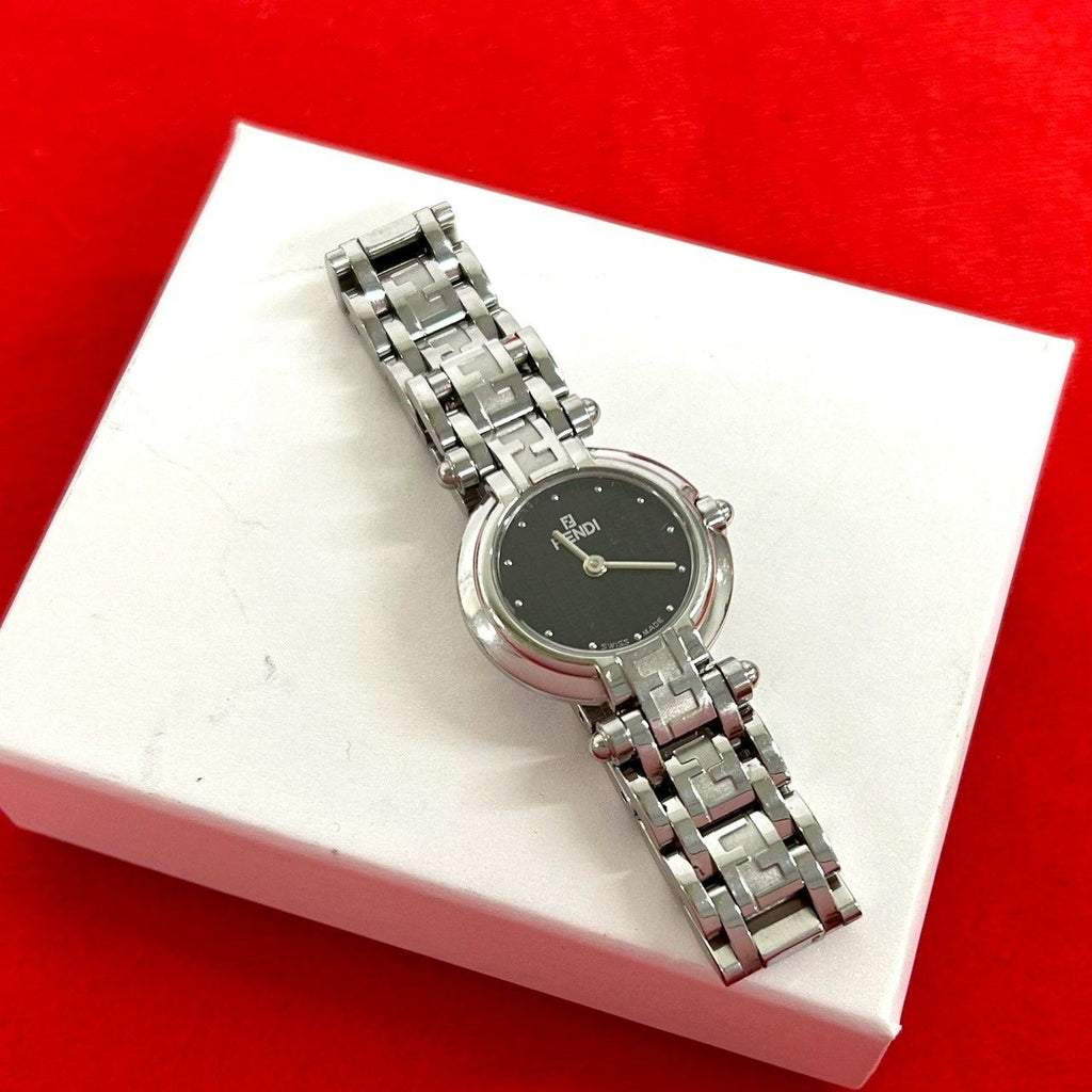 Fendi Vintage Orologi FF Logo Quartz Watch Stainless Steel Silver