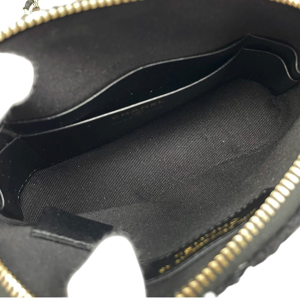 Chanel Shoulder Bag Tweed Chain CC Logo Black White Gold — view 9