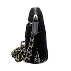 Chanel Shoulder Bag Tweed Chain CC Logo Black White Gold — view 4