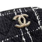 Chanel Shoulder Bag Tweed Chain CC Logo Black White Gold — view 8