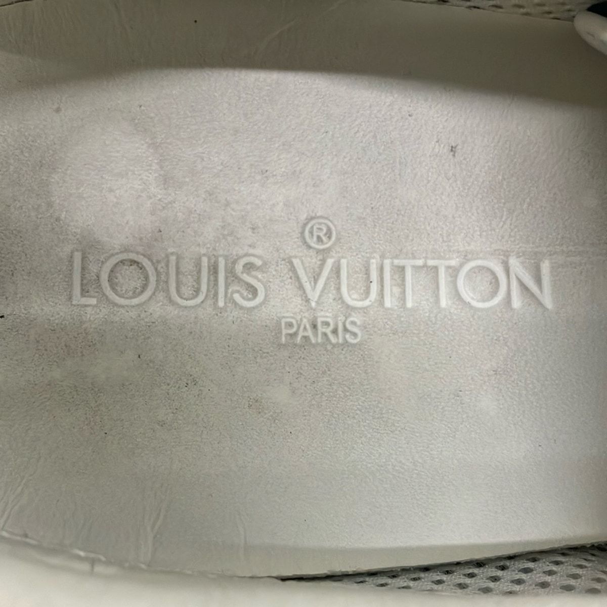 Louis Vuitton Sneakers 6.5 Dark Navy White Damier Pattern Leather — view 5
