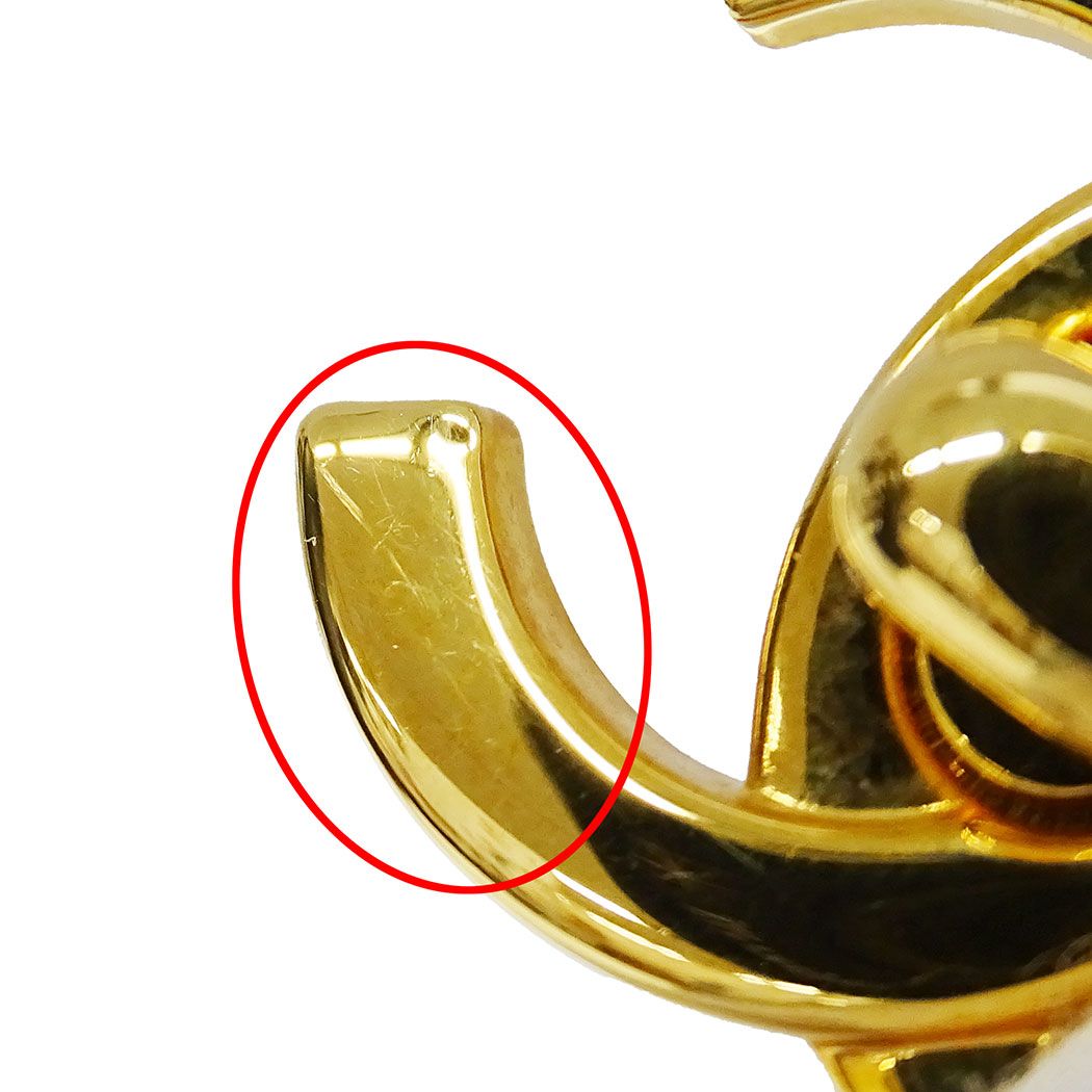 Chanel Brooch Turnlock Gold Logo Vintage — view 6