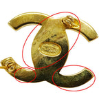 Chanel Brooch Turnlock Gold Logo Vintage — view 8