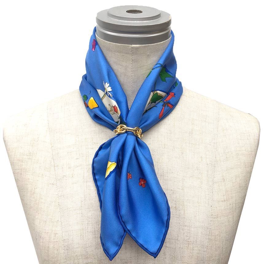 Hermes Scarf Carre 45 Des Fleurs Pour le Dire Flower Letter Blue — view 2