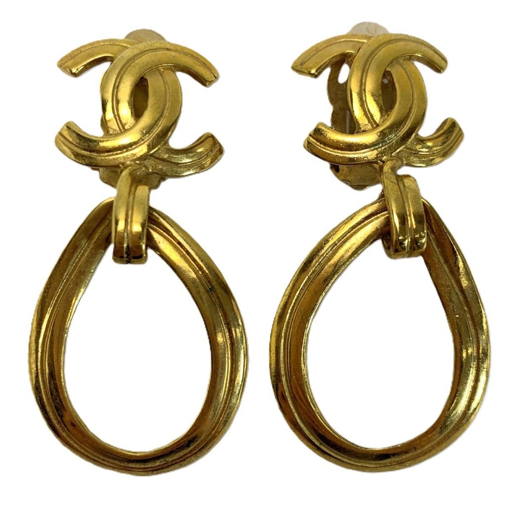 Chanel Earrings Teardrop Motif Gold — view 4
