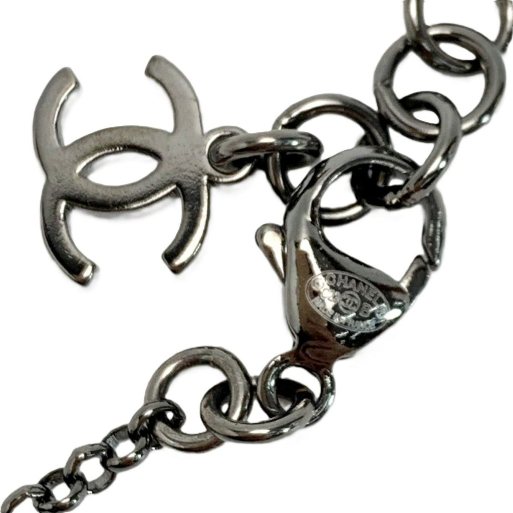 Chanel Necklace CC Logo Silver — view 6