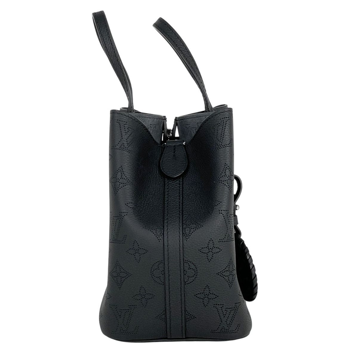 Louis Vuitton Blossom PM 2-Way Shoulder Bag Monogram Mahina Noir — view 4