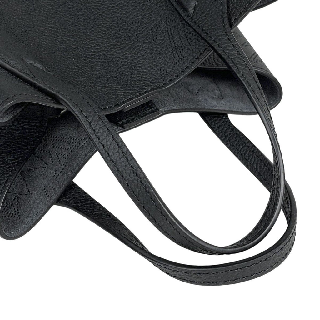 Louis Vuitton Blossom PM 2-Way Shoulder Bag Monogram Mahina Noir — view 9