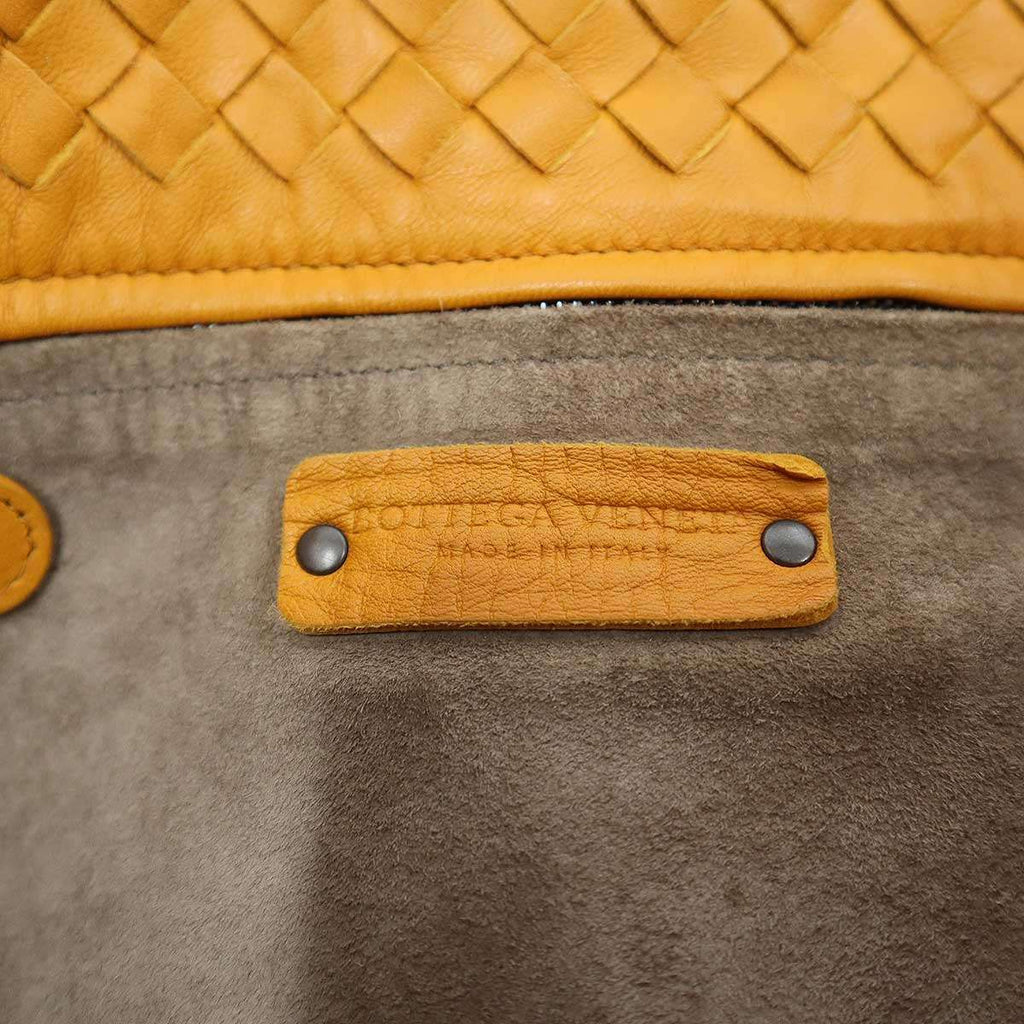 Bottega Veneta Intrecciato Garda Bag Orange — view 5