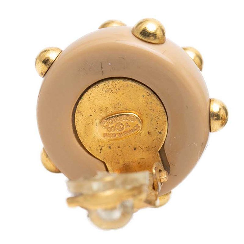 Chanel CC Logo Vintage Earrings Gold Beige Plated — view 3