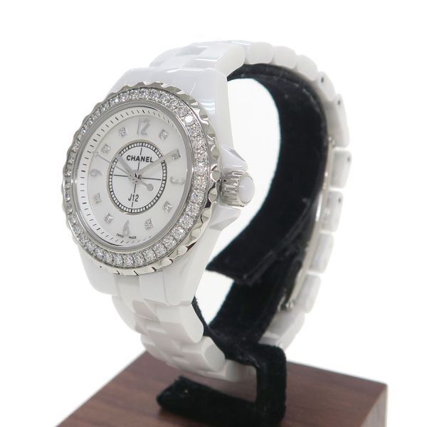 Chanel 29 Watch White — view 2