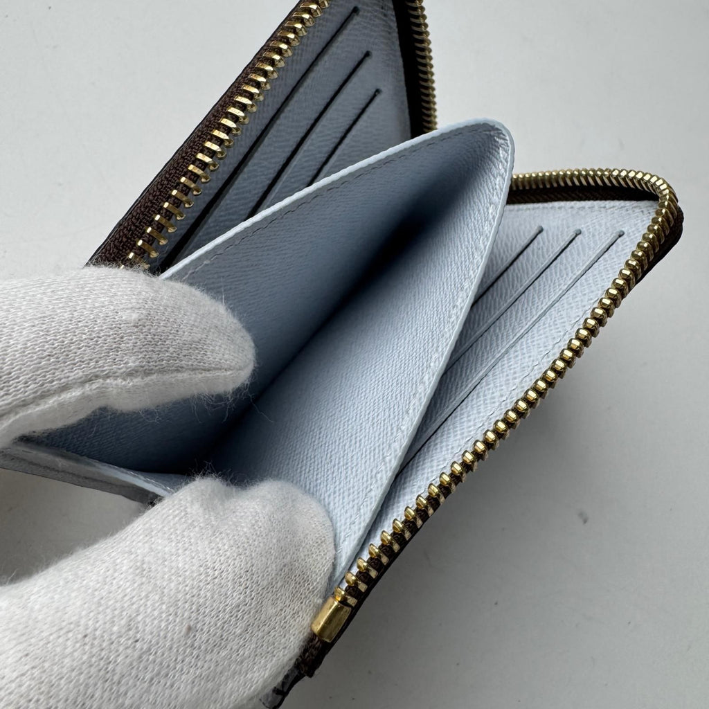 Louis Vuitton Monogram Portefeuille Noah Compact Wallet — view 6