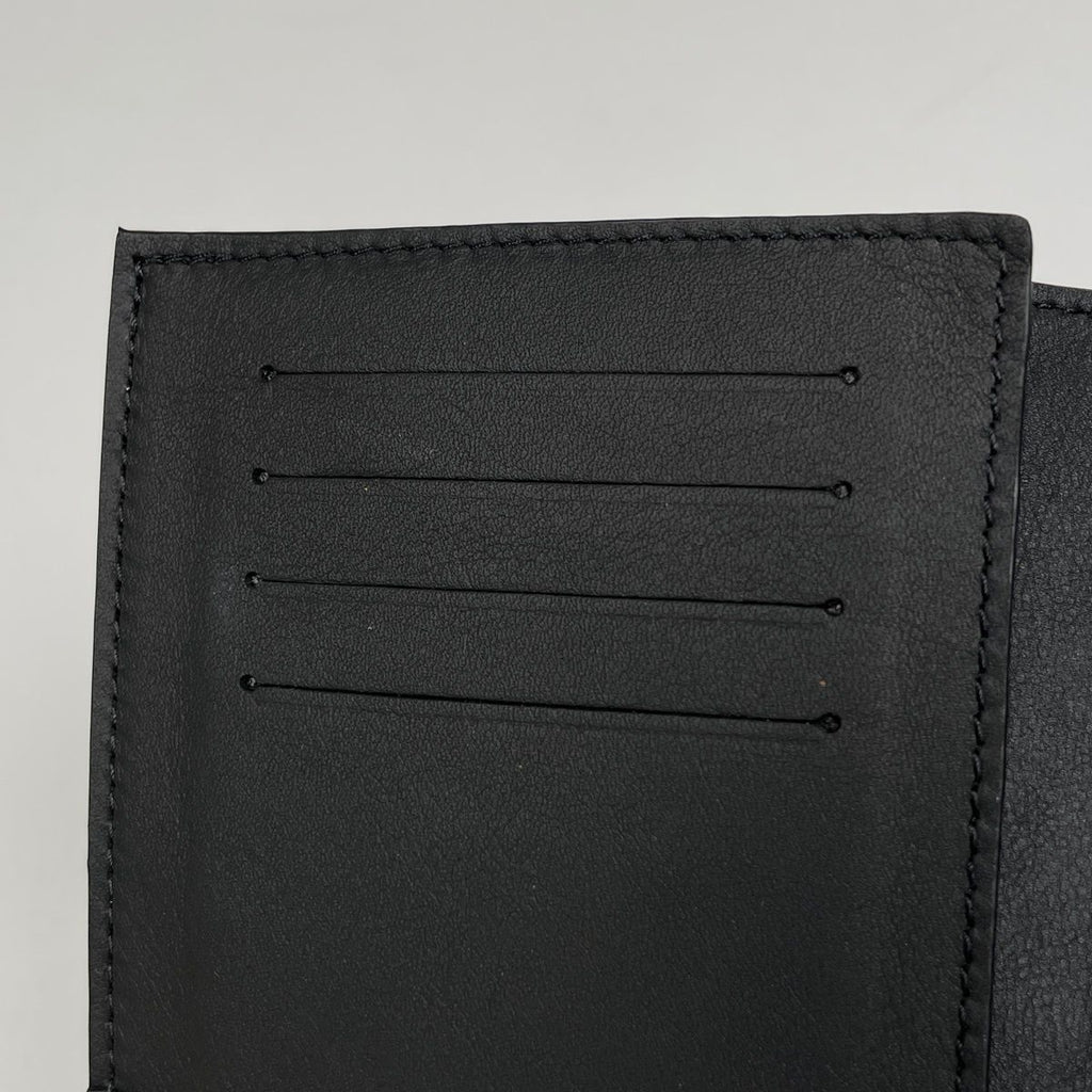Louis Vuitton Couverture Passport NM Cover Monogram Shadow Leather Ultra Black — view 5