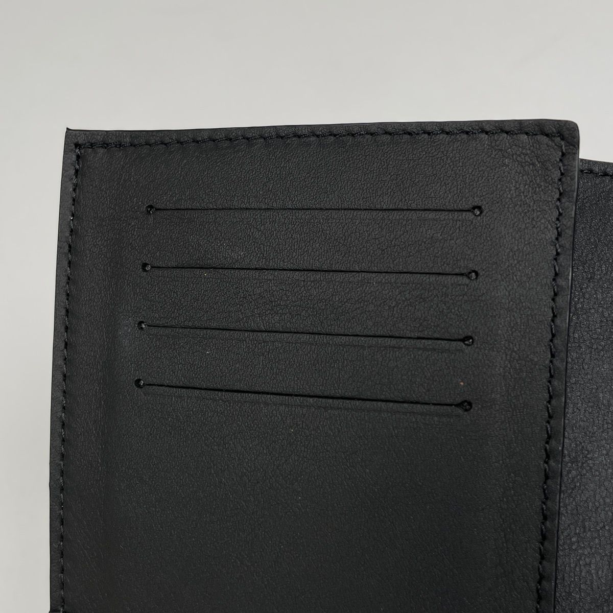 Louis Vuitton Couverture Passport NM Cover Monogram Shadow Leather Ultra Black — view 5