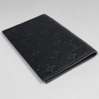 Louis Vuitton Couverture Passport NM Cover Monogram Shadow Leather Ultra Black — view 2