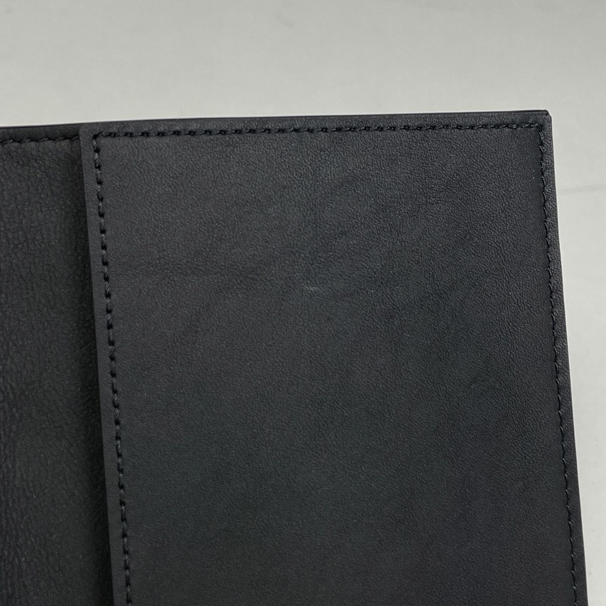 Louis Vuitton Couverture Passport NM Cover Monogram Shadow Leather Ultra Black — view 4