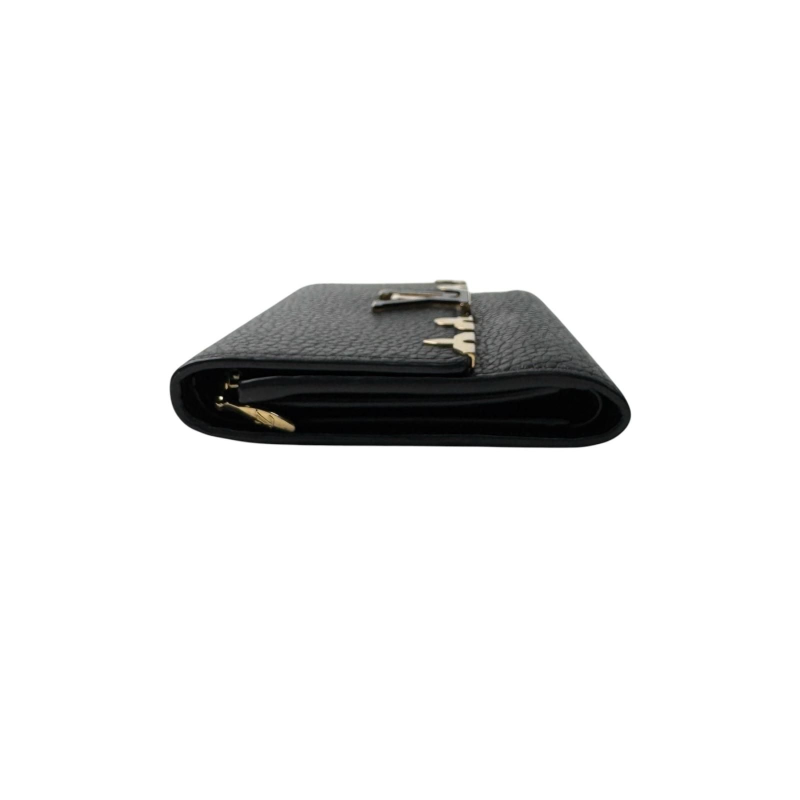 Louis Vuitton Portefeuille Capucines Compact IC Available Wallet — view 4