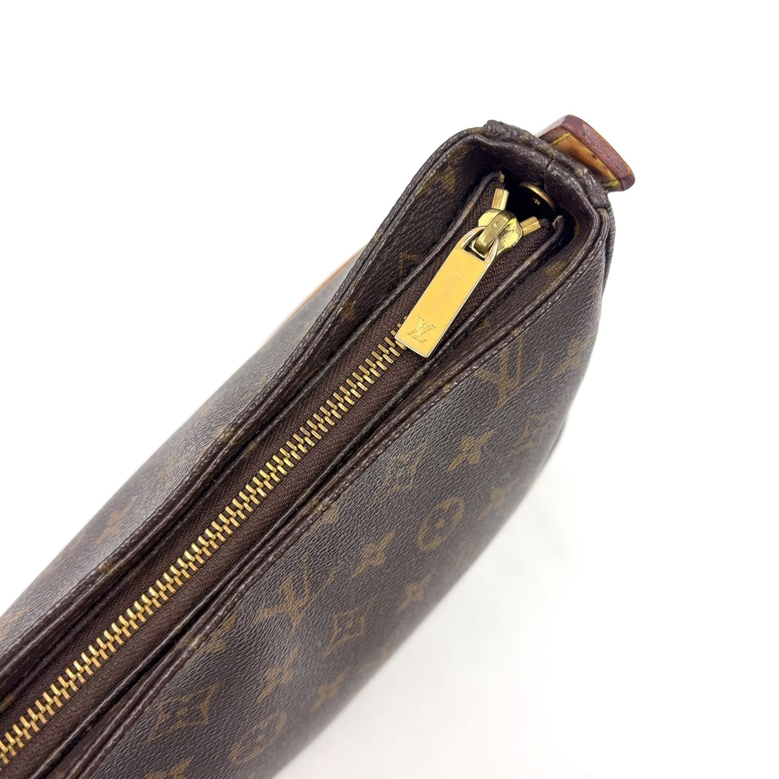 Louis Vuitton Looping MM Monogram Leather Brown Light Handbag Gold — view 9