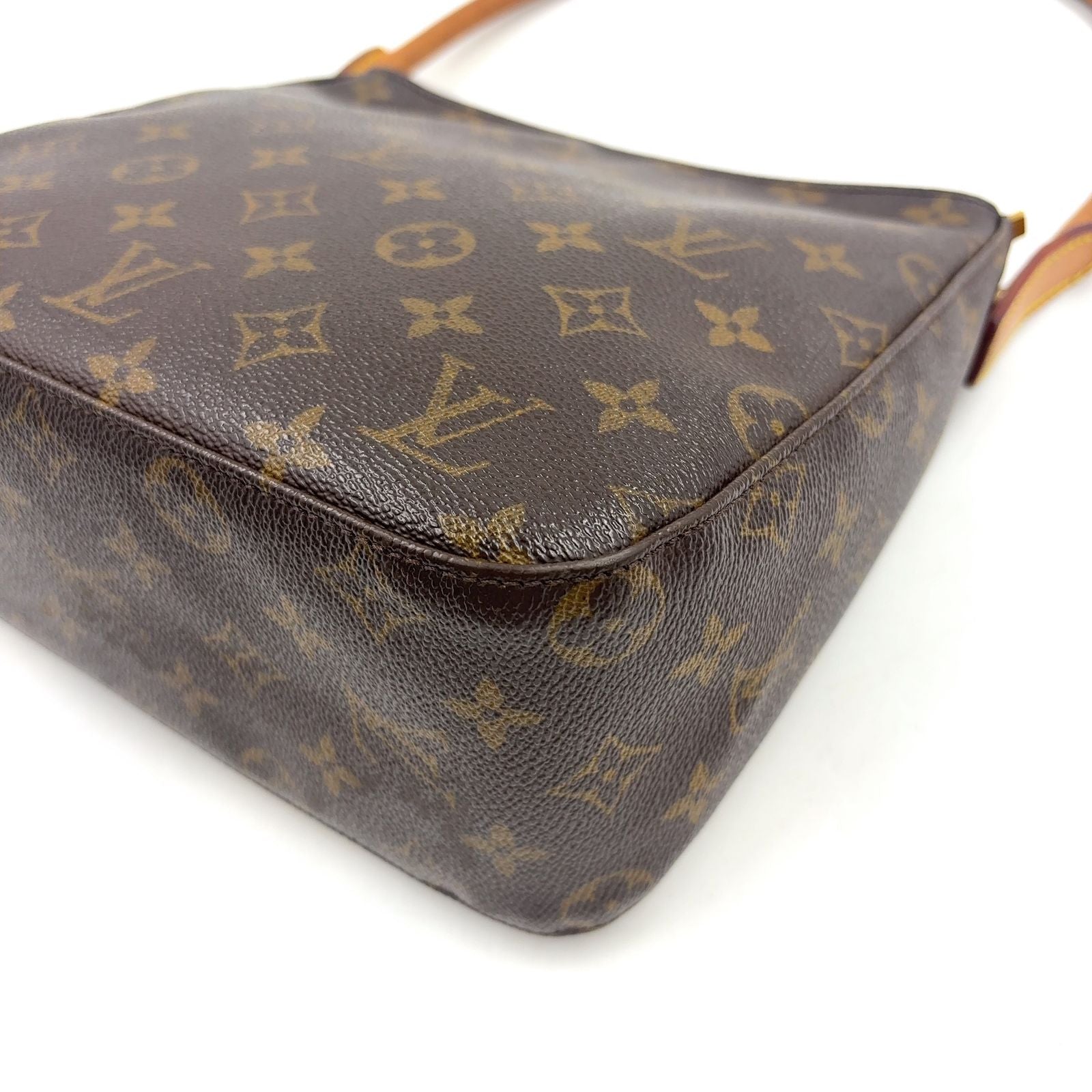 Louis Vuitton Looping MM Monogram Leather Brown Light Handbag Gold — view 8