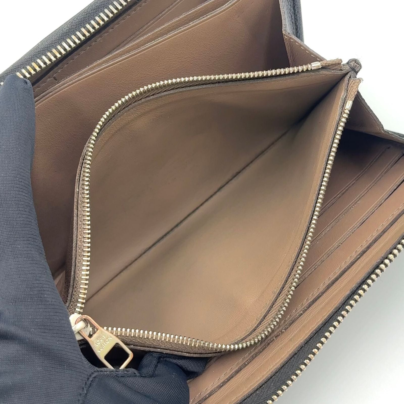 Louis Vuitton Portefeuille Comet Parnassea Leather Black L-shaped Zipper Wallet — view 9
