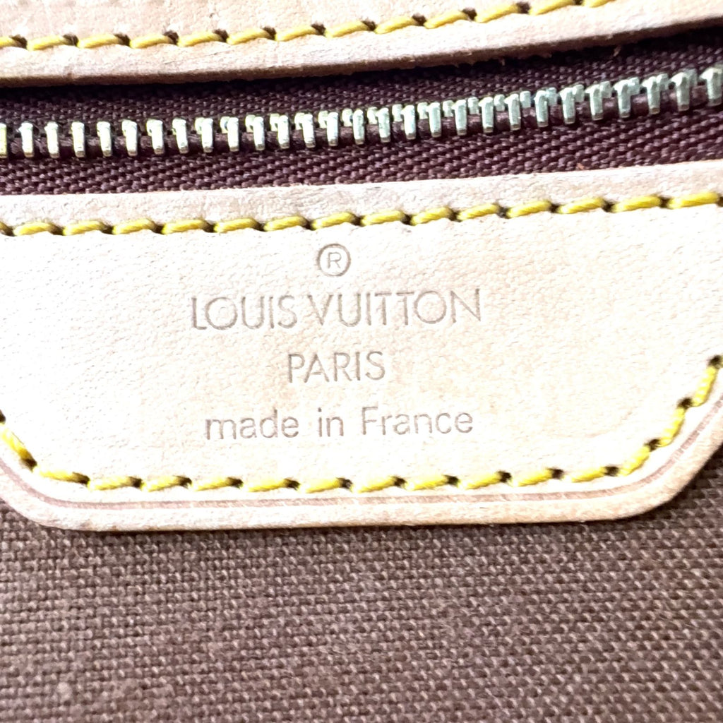 Louis Vuitton GM Monogram Leather Brown Light Shoulder Bag Gold — view 4