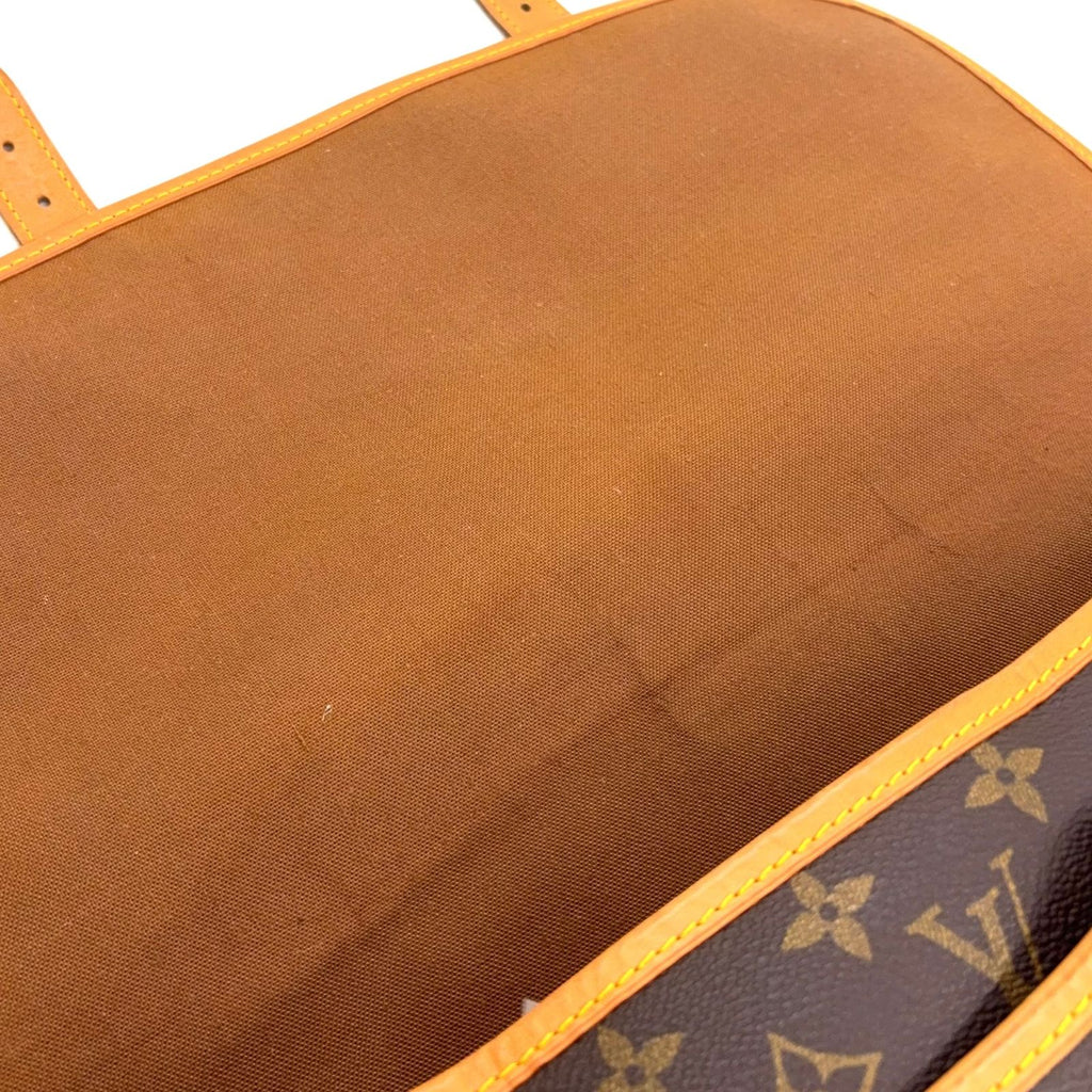 Louis Vuitton GM Monogram Leather Brown Light Shoulder Bag Gold — view 9