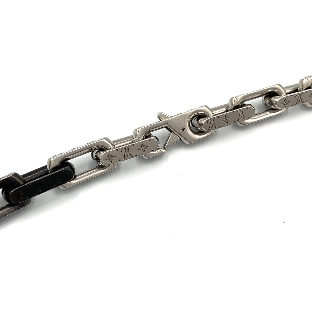 Louis Vuitton Collier Monogram Chain Metal Silver Black Necklace — view 5