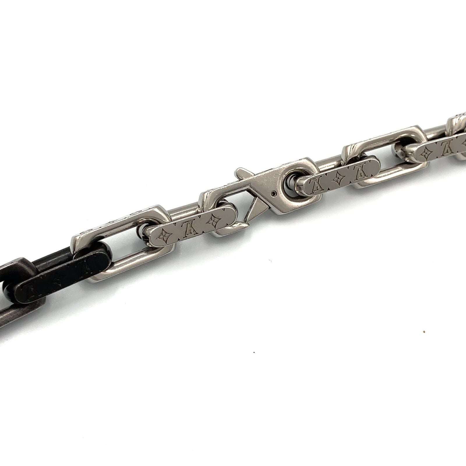 Louis Vuitton Collier Monogram Chain Metal Silver Black Necklace — view 5