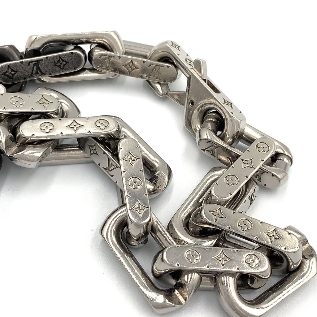 Louis Vuitton Collier Monogram Chain Metal Silver Black Necklace — view 8