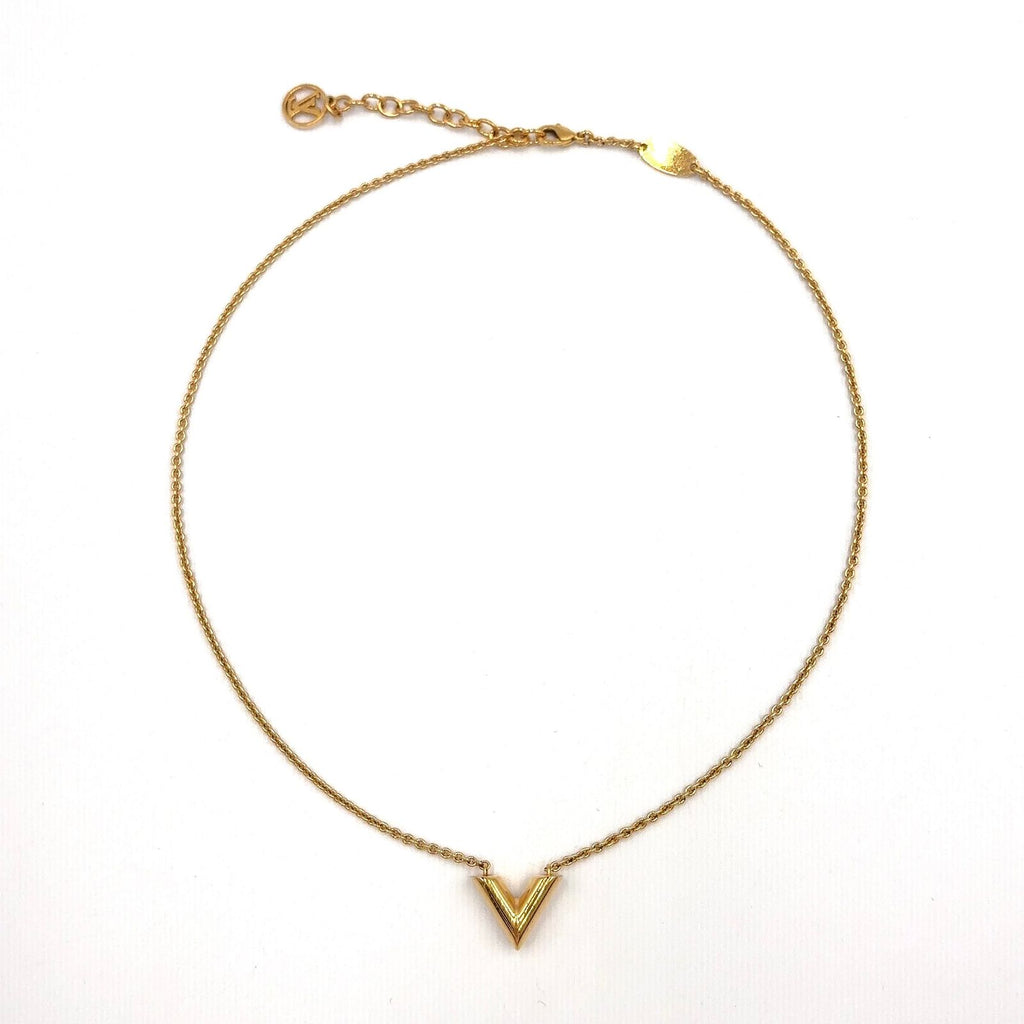 Louis Vuitton Essential Metal Gold Necklace — view 3
