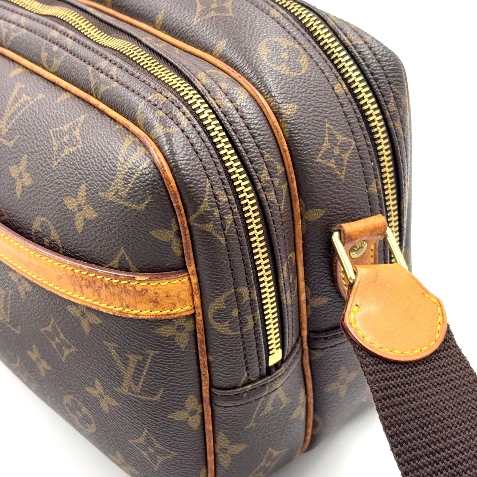 Louis Vuitton Reporter PM Monogram Leather Brown Light Shoulder Bag Gold — view 8