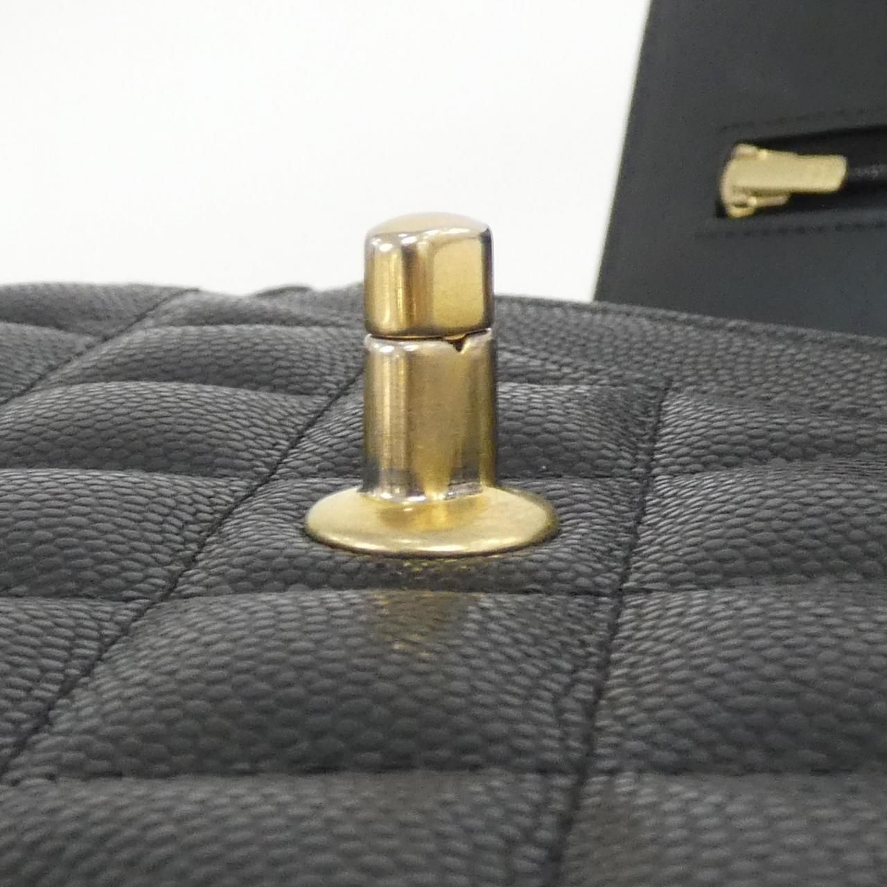 Chanel Chain Wallet Shoulder — view 8