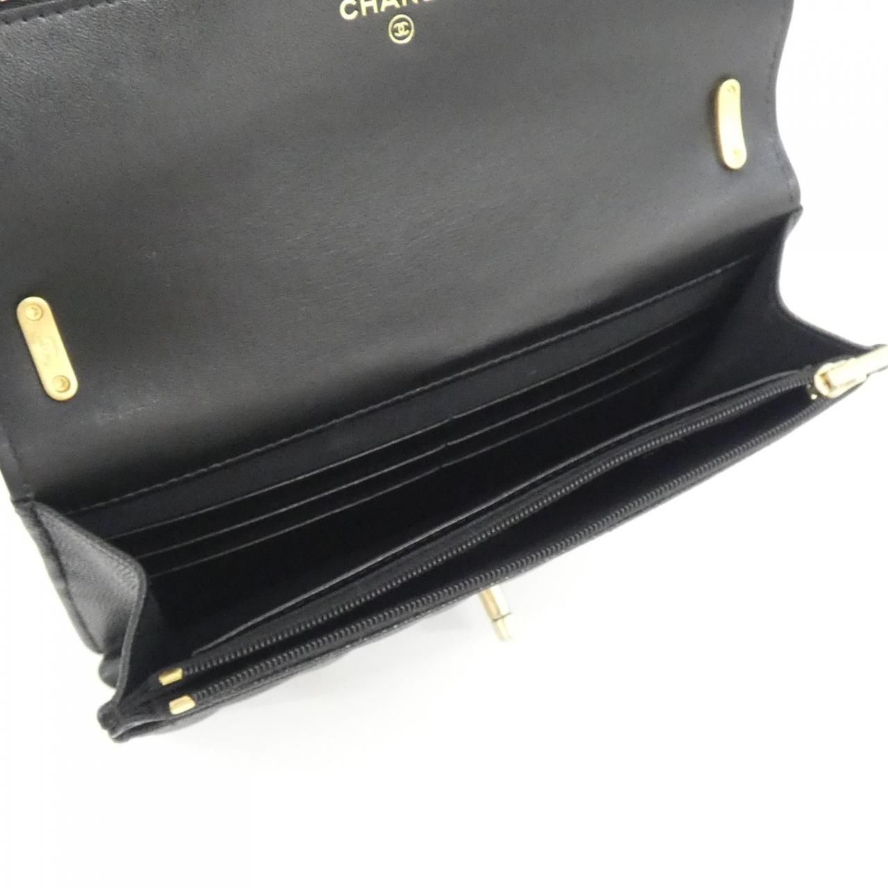 Chanel Chain Wallet Shoulder — view 9