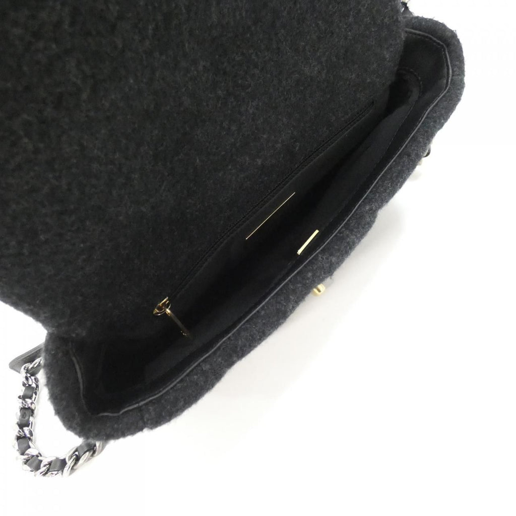 Chanel 19 Line Shoulder — view 9
