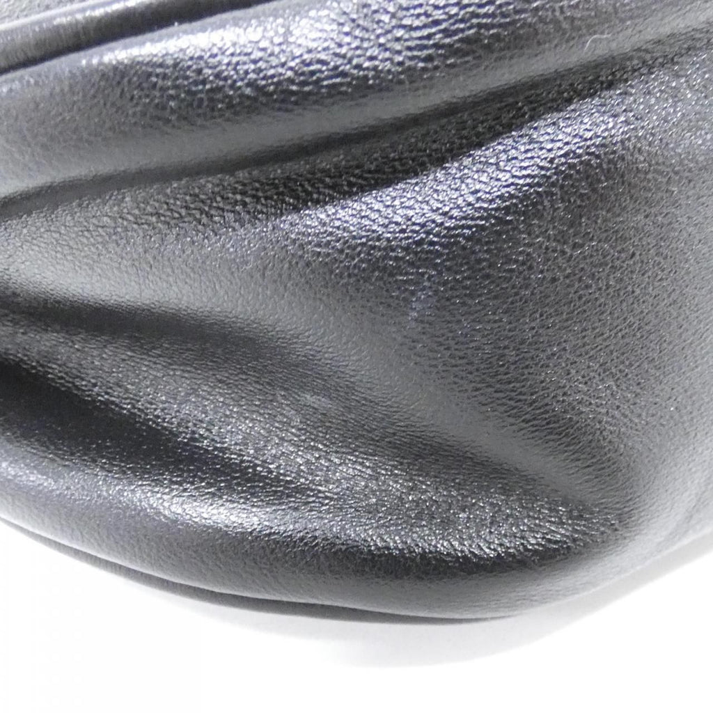 Louis Vuitton LV Vibe Sunset Shoulder — view 3
