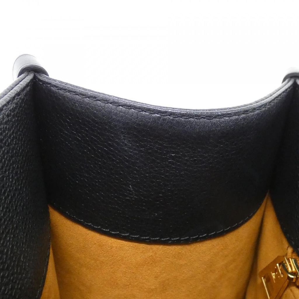 Louis Vuitton Monogram Empreinte On The Go MM — view 6