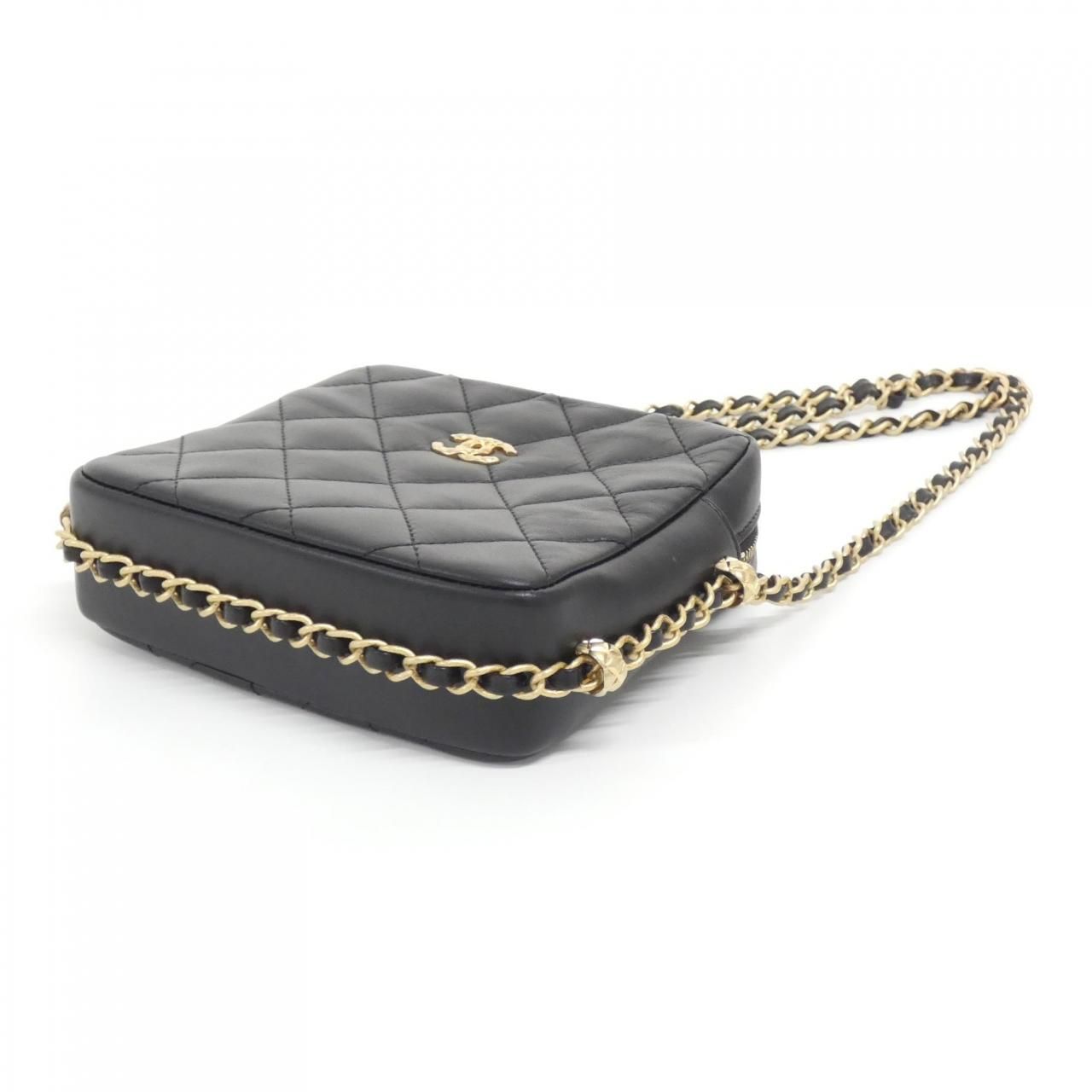 Chanel Shoulder Bag Black — view 3