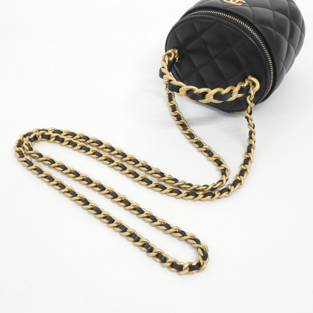 Chanel Bag Handbag Black — view 5