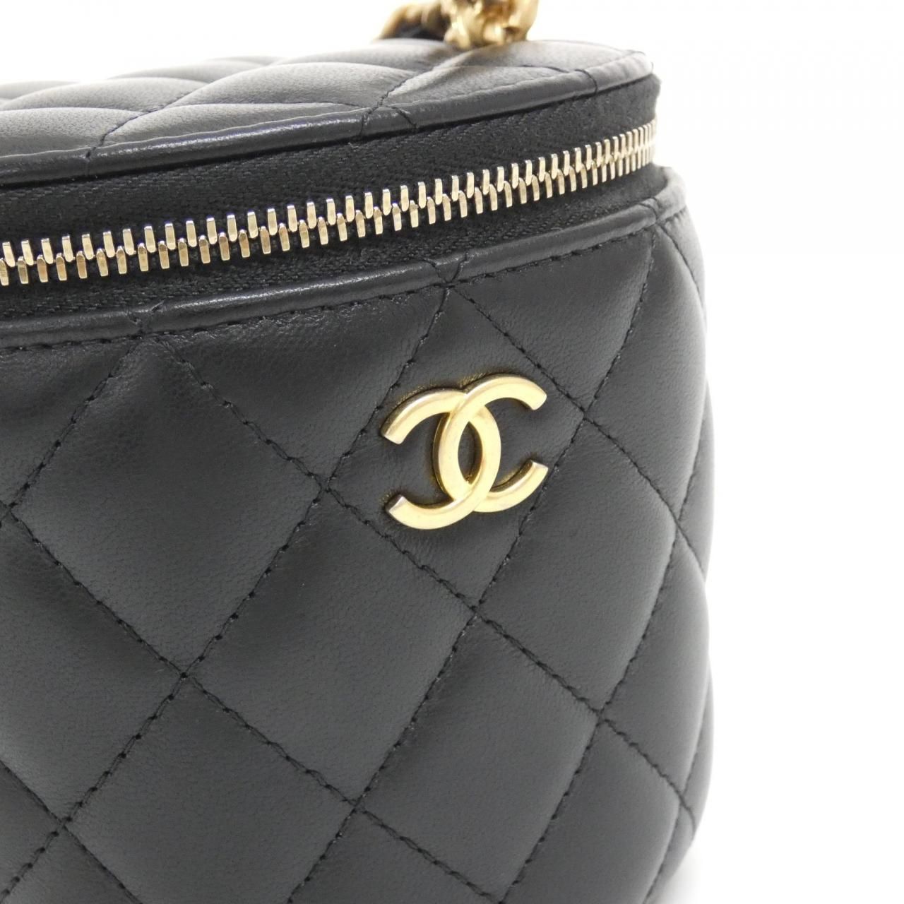 Chanel Bag Handbag Black — view 4