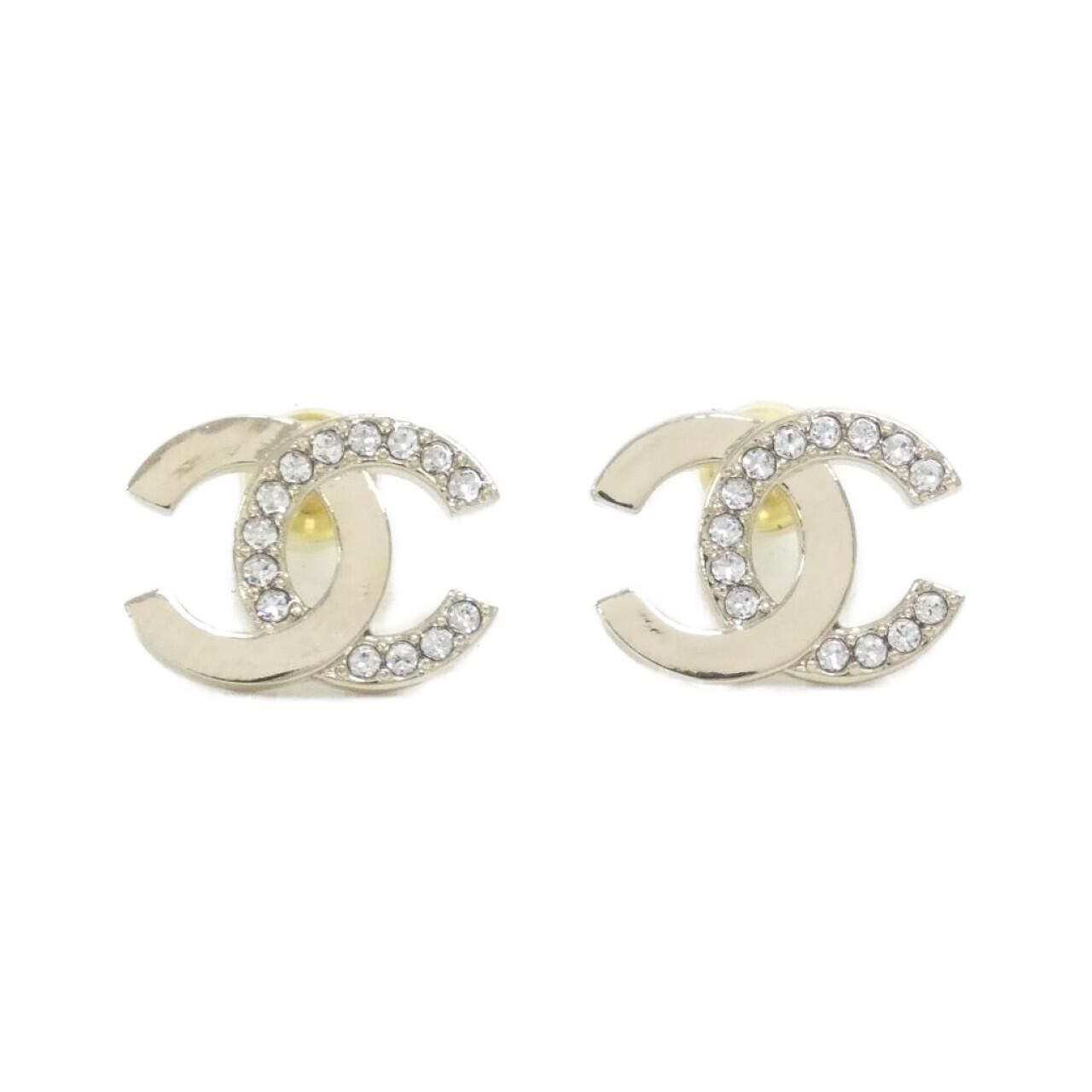 Chanel Earrings Gold