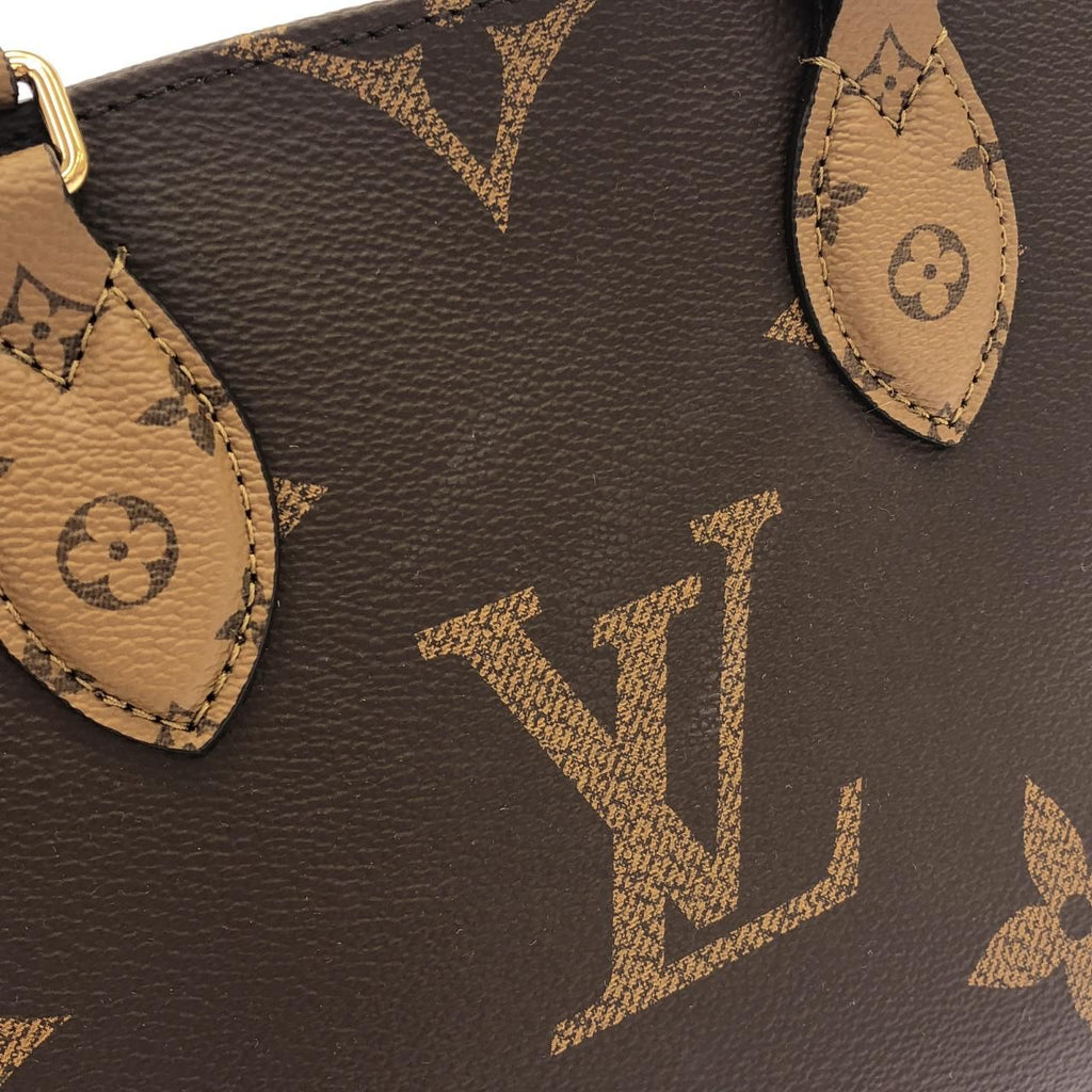 Louis Vuitton Monogram Giant On The Go PM — view 4