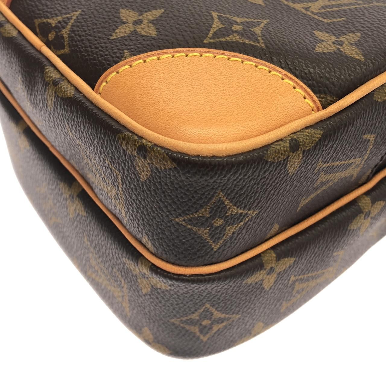 Louis Vuitton Monogram Amazon Shoulder — view 3