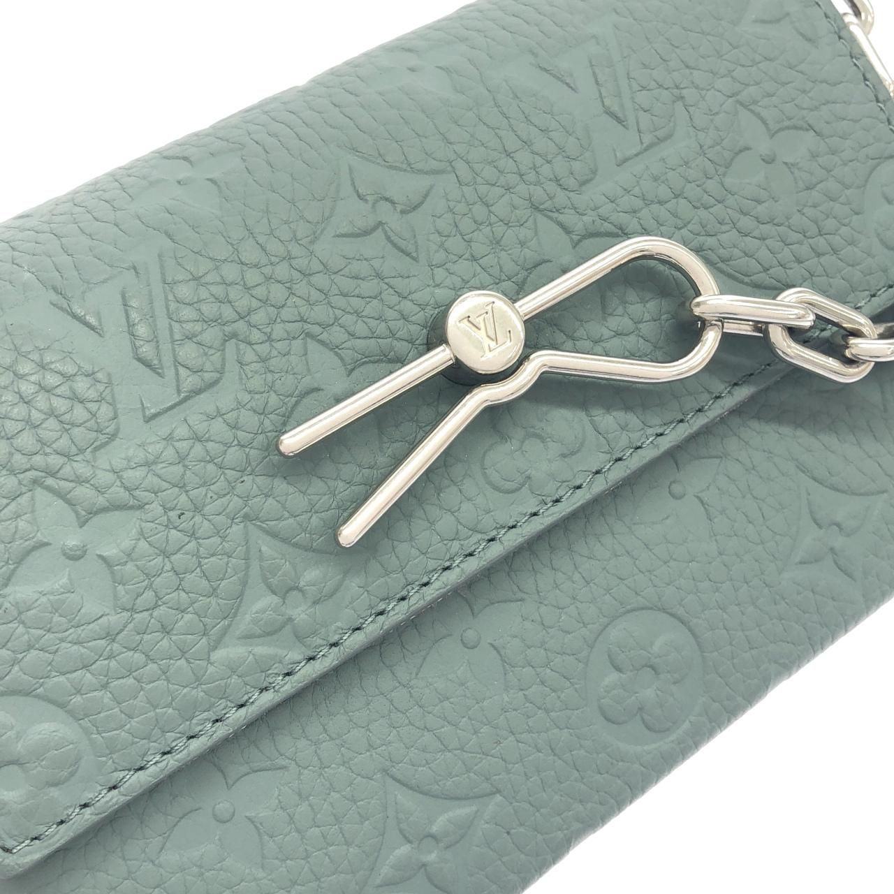 Louis Vuitton Taurillon Monogram Steamer Wearable Wallet Shoulder — view 4
