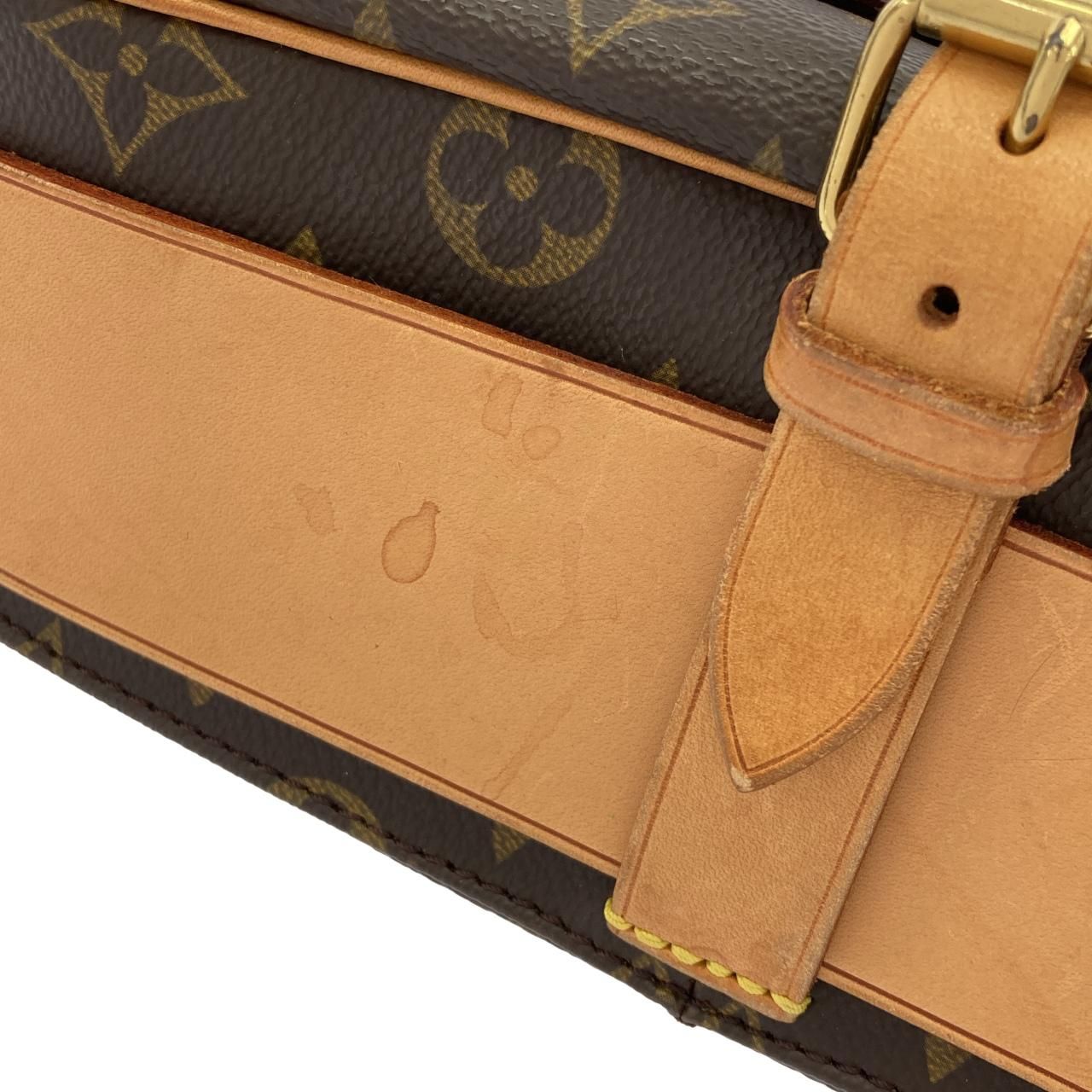Louis Vuitton Vintage Monogram Carte Cierre 26 cm Shoulder — view 4
